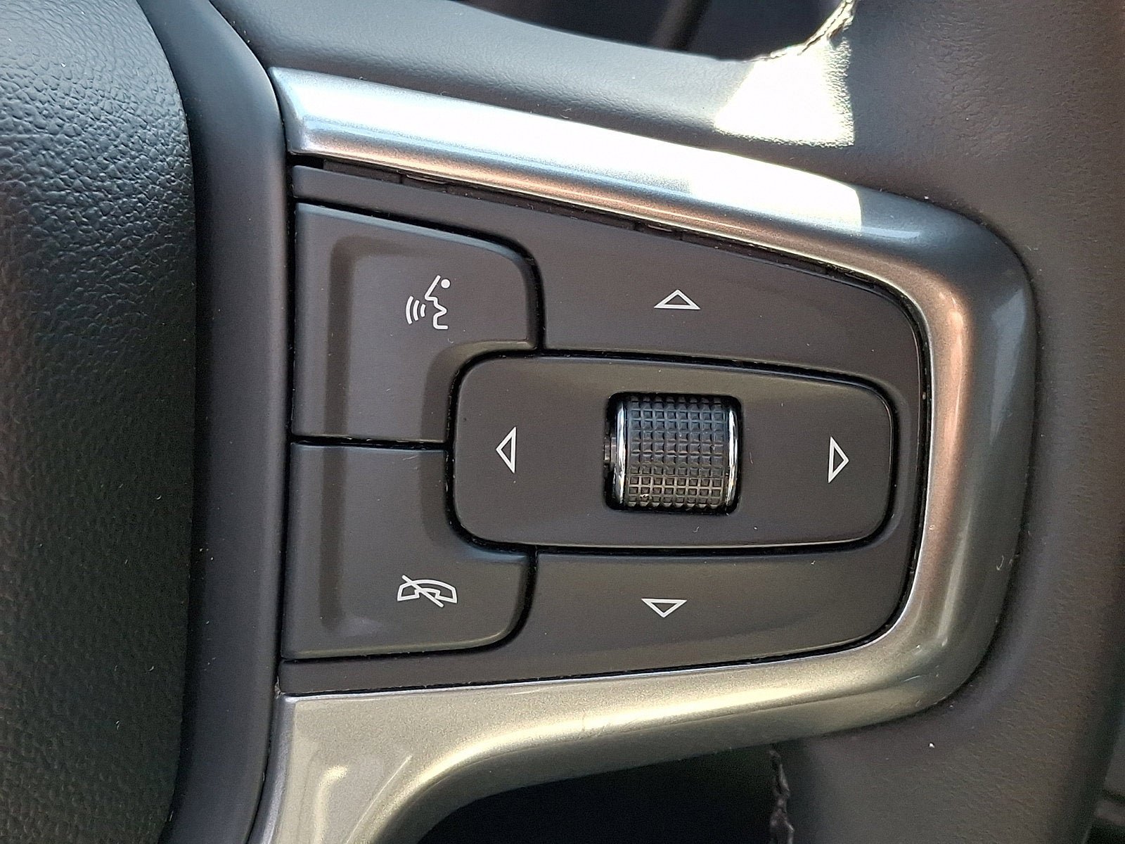 Used 2023 Chevrolet Tahoe LS w/ Driver Alert Package AWD/4WD image 23