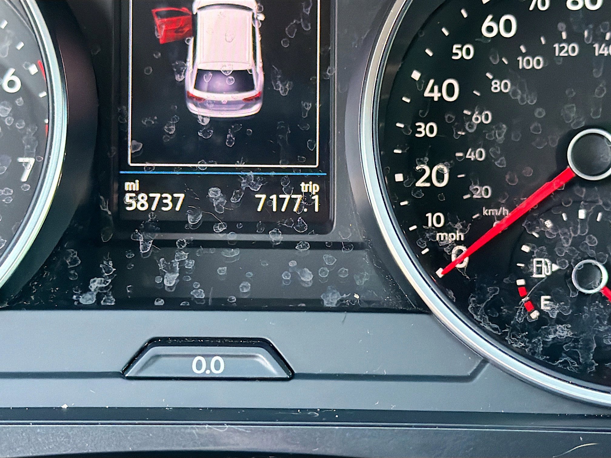 Used 2020 Volkswagen Tiguan S image 38