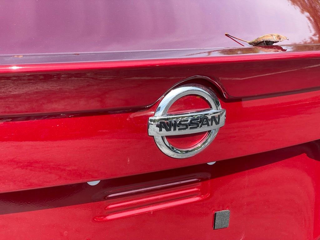 Certified 2022 Nissan Sentra SR FWD image 14