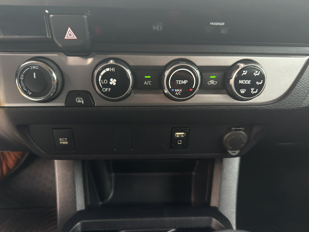 Used 2016 Toyota Tacoma SR5 w/ SR5 Appearance Package (SN) AWD/4WD image 33