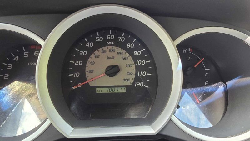 Used 2006 Toyota Tacoma PreRunner RWD image 19