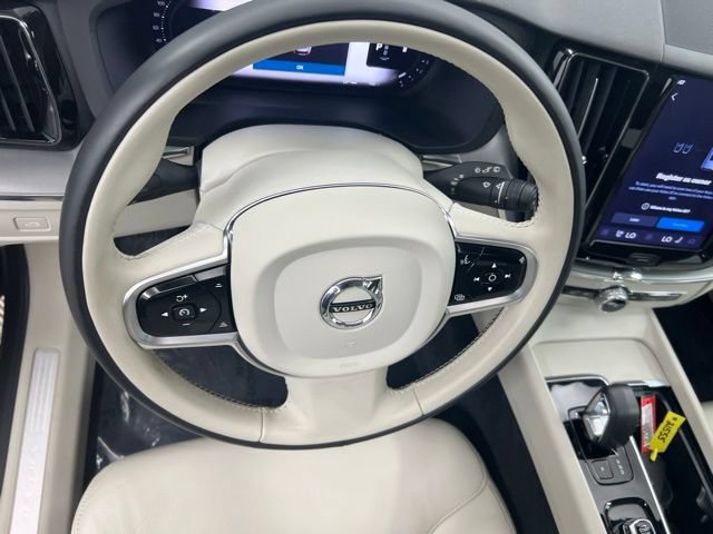 Used 2023 Volvo XC60 B5 Core w/ Climate Package AWD/4WD image 20