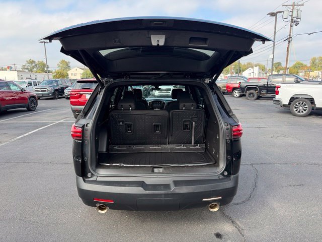 Certified 2023 Chevrolet Traverse LT w/ Rear Camera Mirror Package AWD/4WD image 11