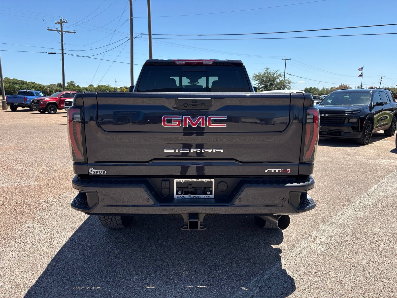 New 2026 GMC Sierra 2500 AT4 w/ AT4 Premium Plus Package AWD/4WD image 4