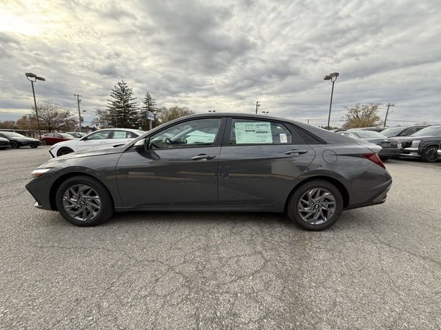New 2026 Hyundai Elantra Blue image 6