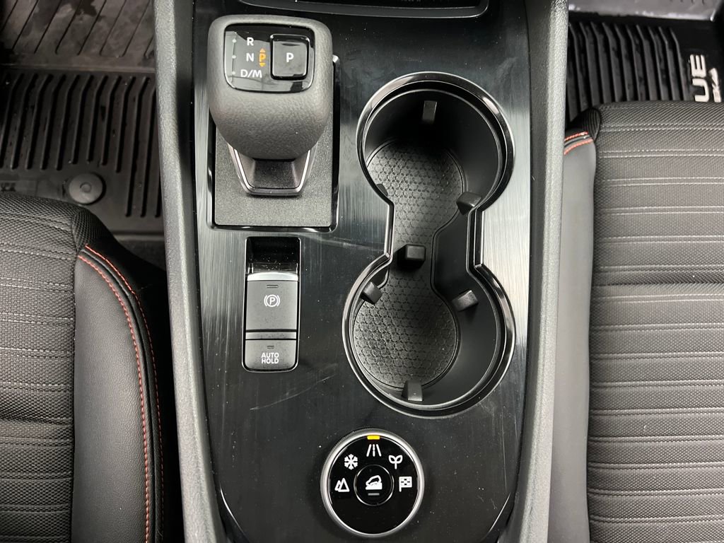 Used 2025 Nissan Rogue SV image 43