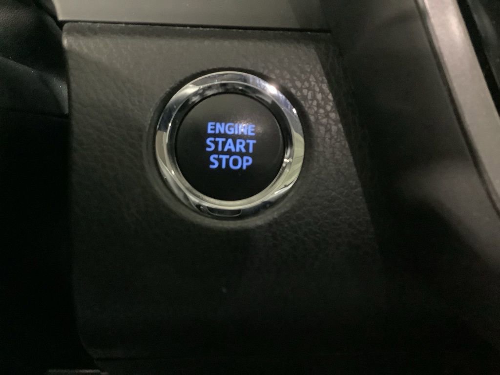 Used 2021 Toyota Camry XSE image 16