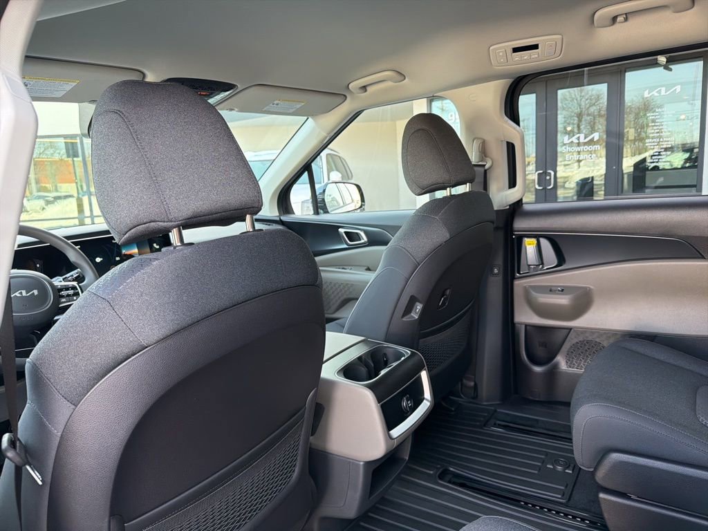 New 2026 Kia Carnival LX image 19