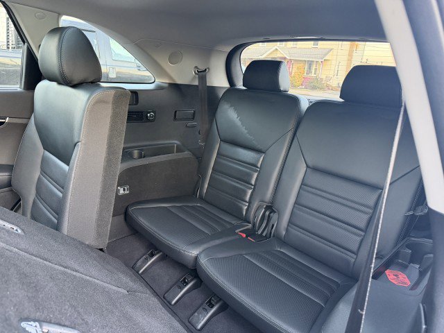 Used 2017 Kia Sorento SX image 14