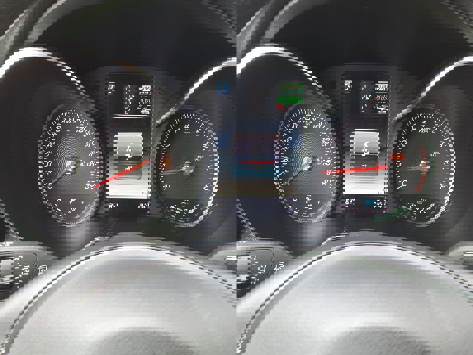 Used 2019 Mercedes-Benz GLC 350e 4MATIC image 12