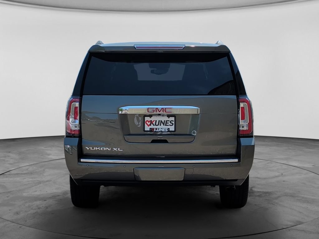 Used 2018 GMC Yukon XL Denali w/ Denali Ultimate Package AWD/4WD image 6