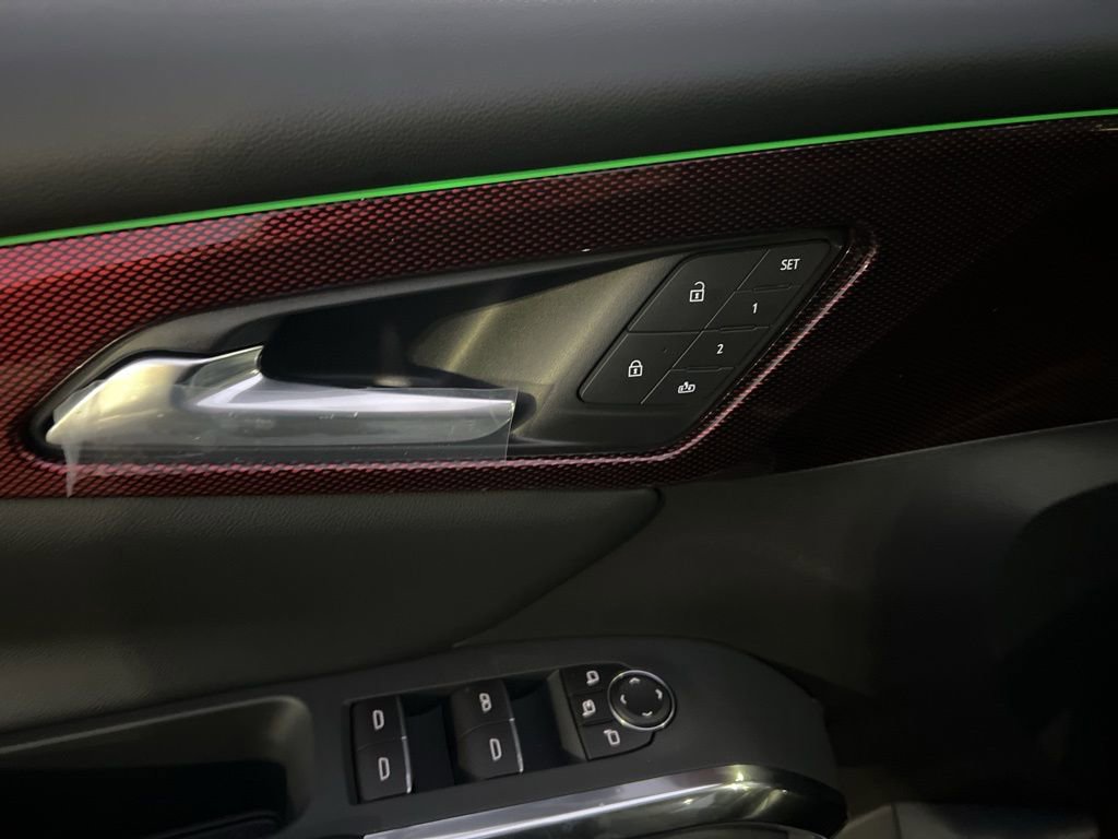 New 2026 Chevrolet Traverse RS image 8