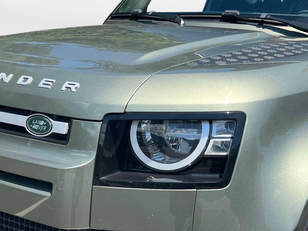 Used 2022 Land Rover Defender 110 AWD/4WD image 9