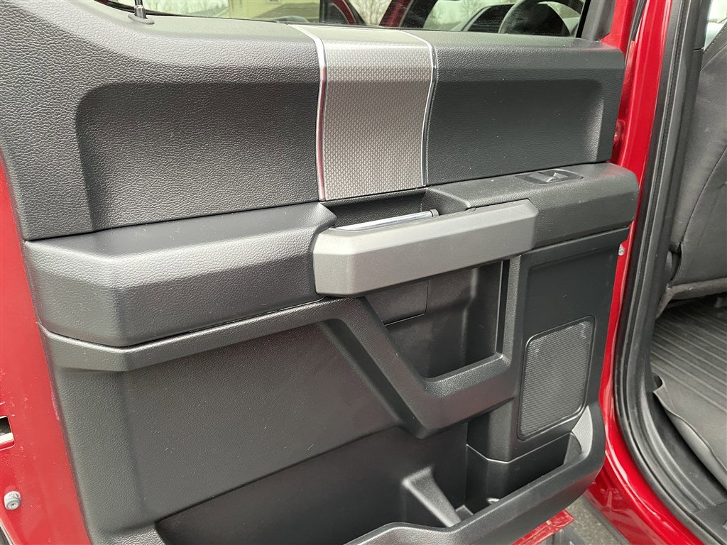 Used 2016 Ford F150 XLT w/ Equipment Group 302A Luxury AWD/4WD image 36