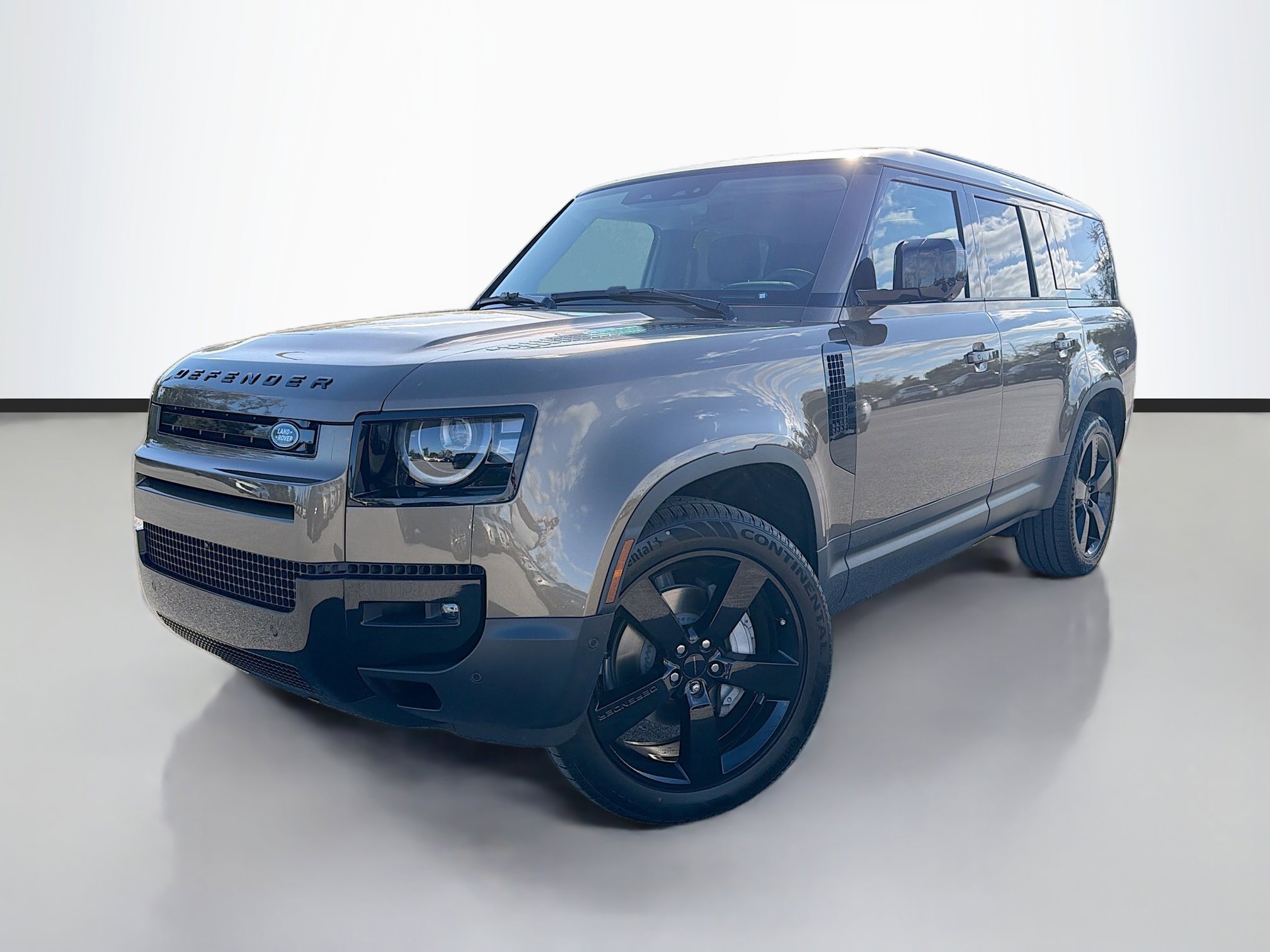 New 2026 Land Rover Defender 130 S image 1