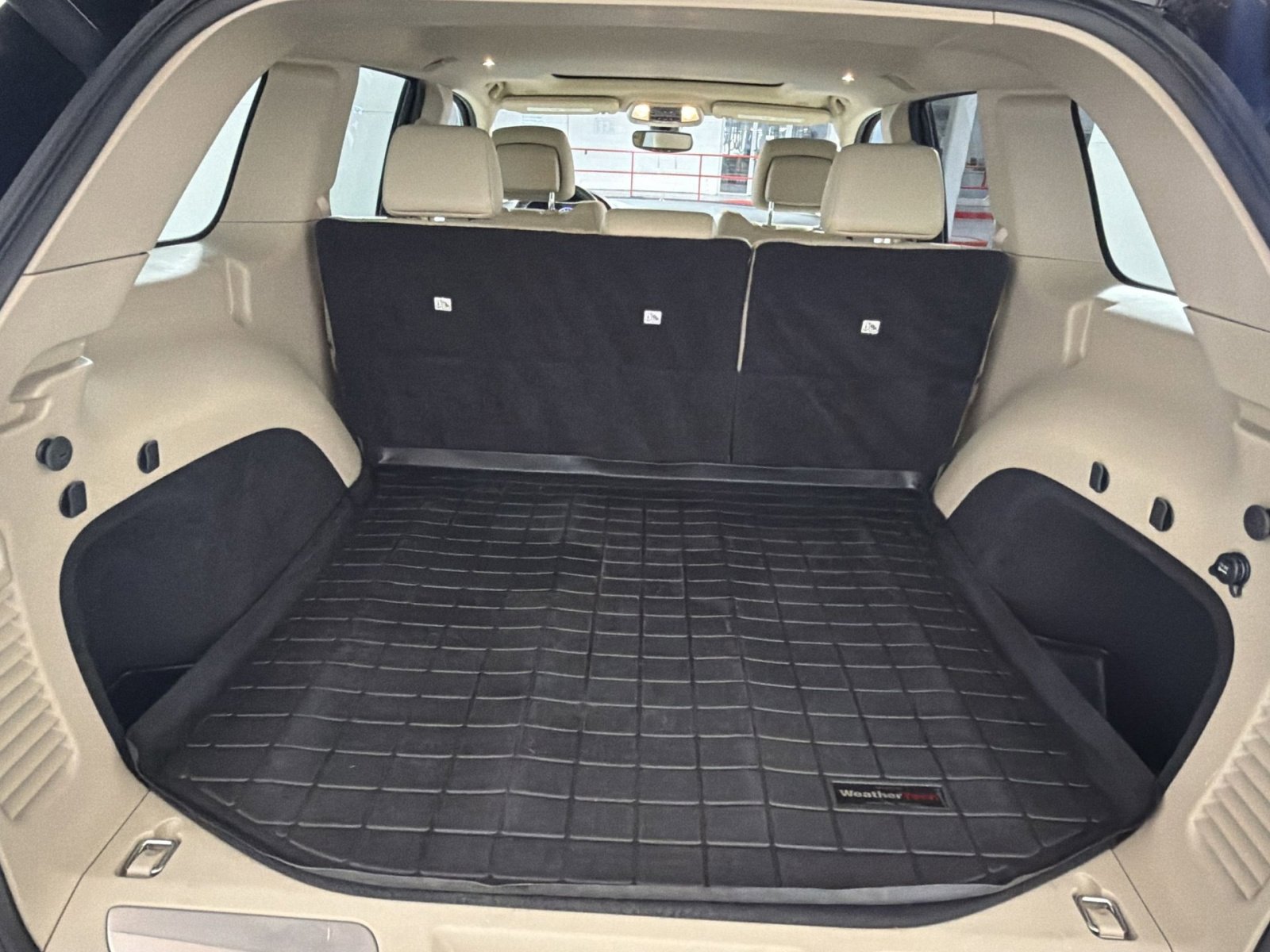 Used 2017 Jeep Grand Cherokee Limited image 25