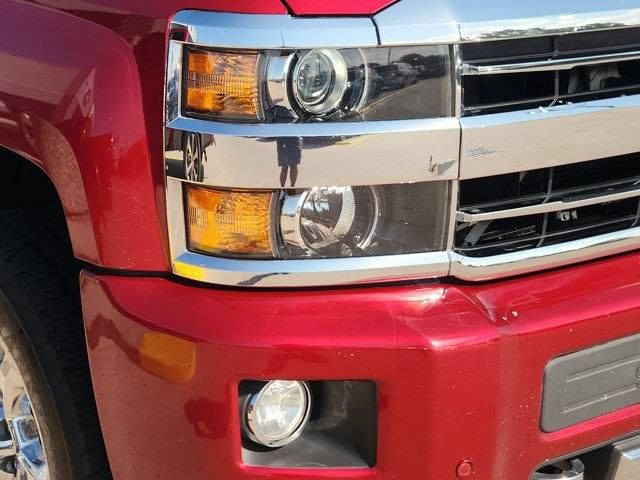 Used 2019 Chevrolet Silverado 2500 High Country w/ Duramax Plus Package AWD/4WD image 8