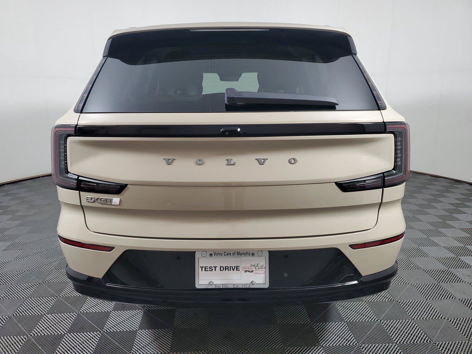 Used 2025 Volvo EX90 Ultra AWD/4WD image 5