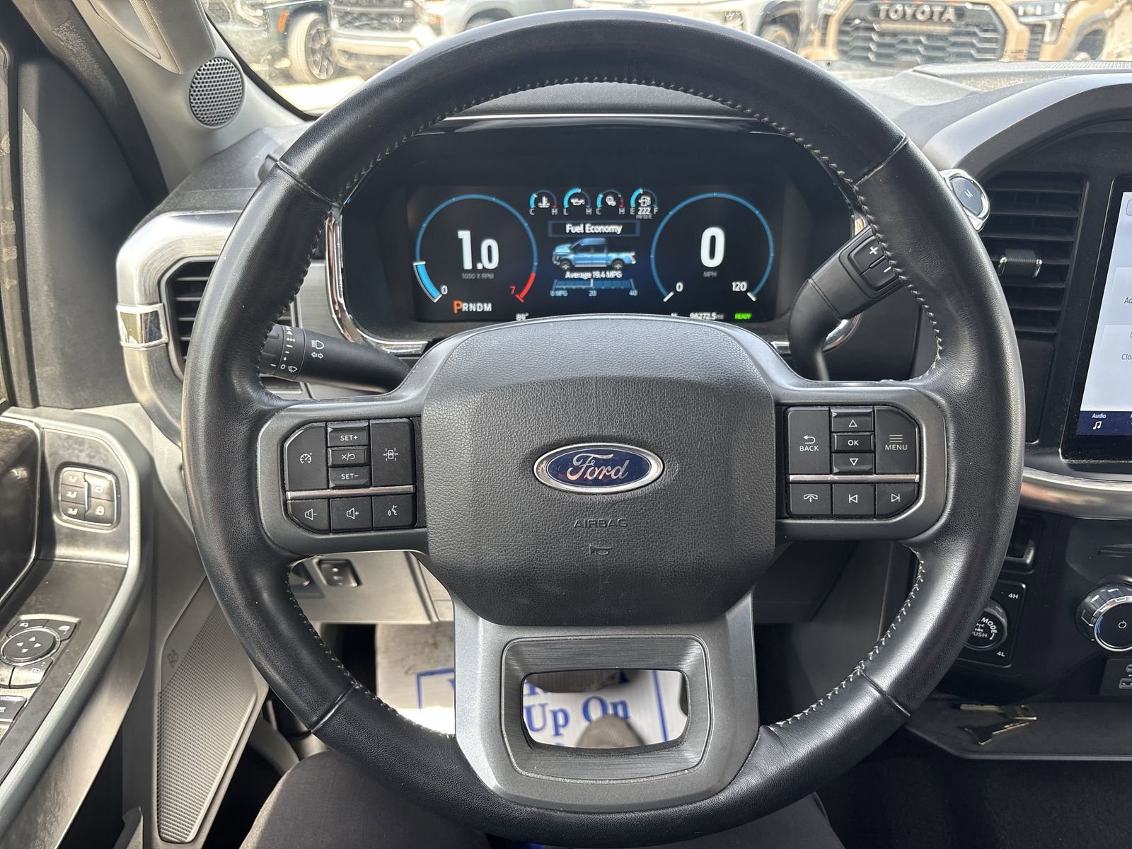 Used 2022 Ford F150 Lariat w/ Equipment Group 501A Mid image 17