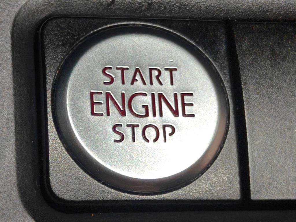 Used 2013 Volkswagen Jetta Hybrid Sedan FWD image 8