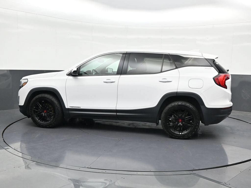 Used 2020 GMC Terrain SLE FWD image 2