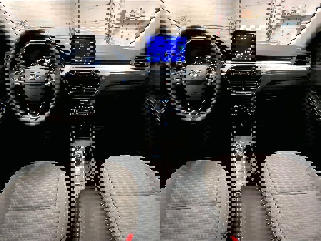 Used 2022 Ford Escape SE w/ Cold Weather Package AWD/4WD image 21