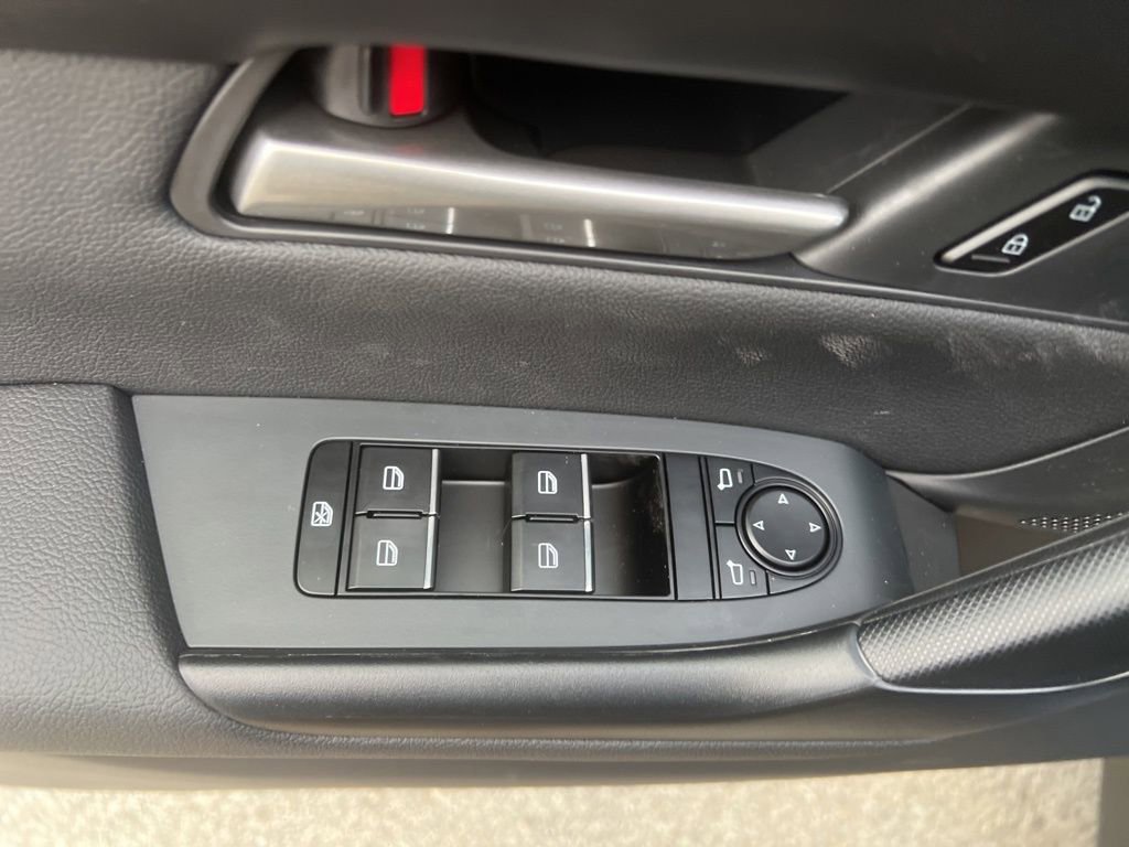 New 2026 MAZDA CX-50 AWD 2.5 Hybrid w/ Premium Pkg image 16