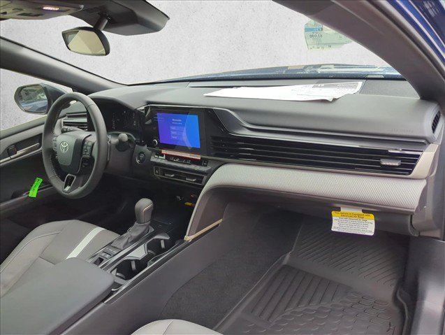 Used 2026 Toyota Camry SE FWD image 26
