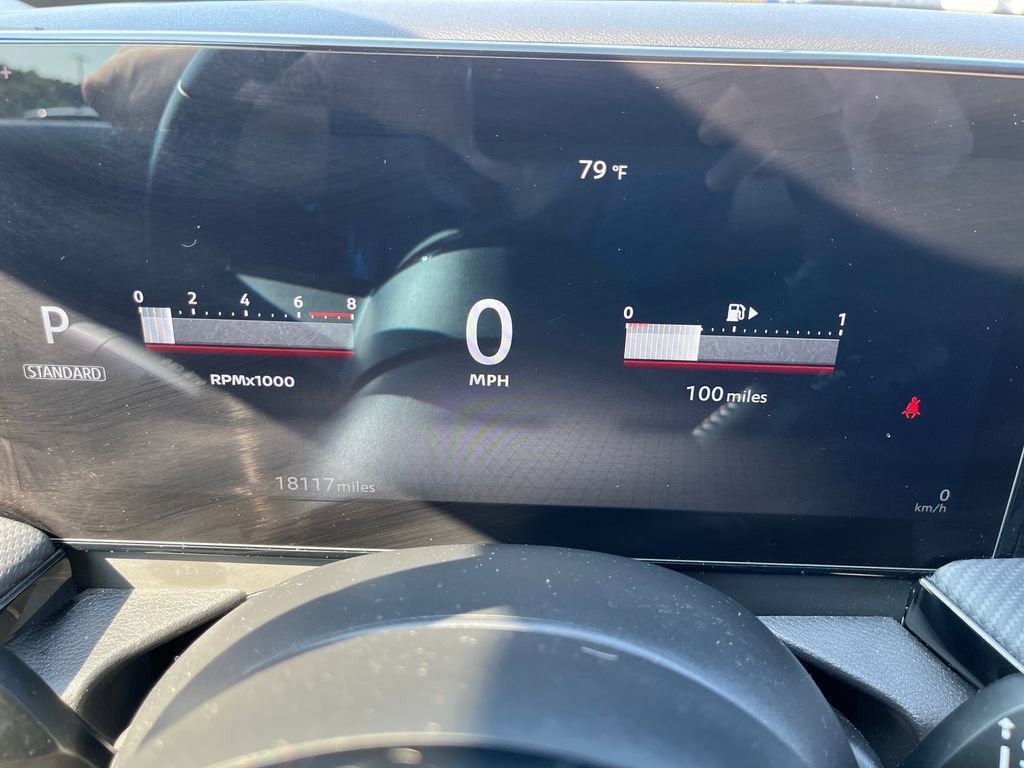 Used 2025 Nissan Kicks SR AWD/4WD image 15