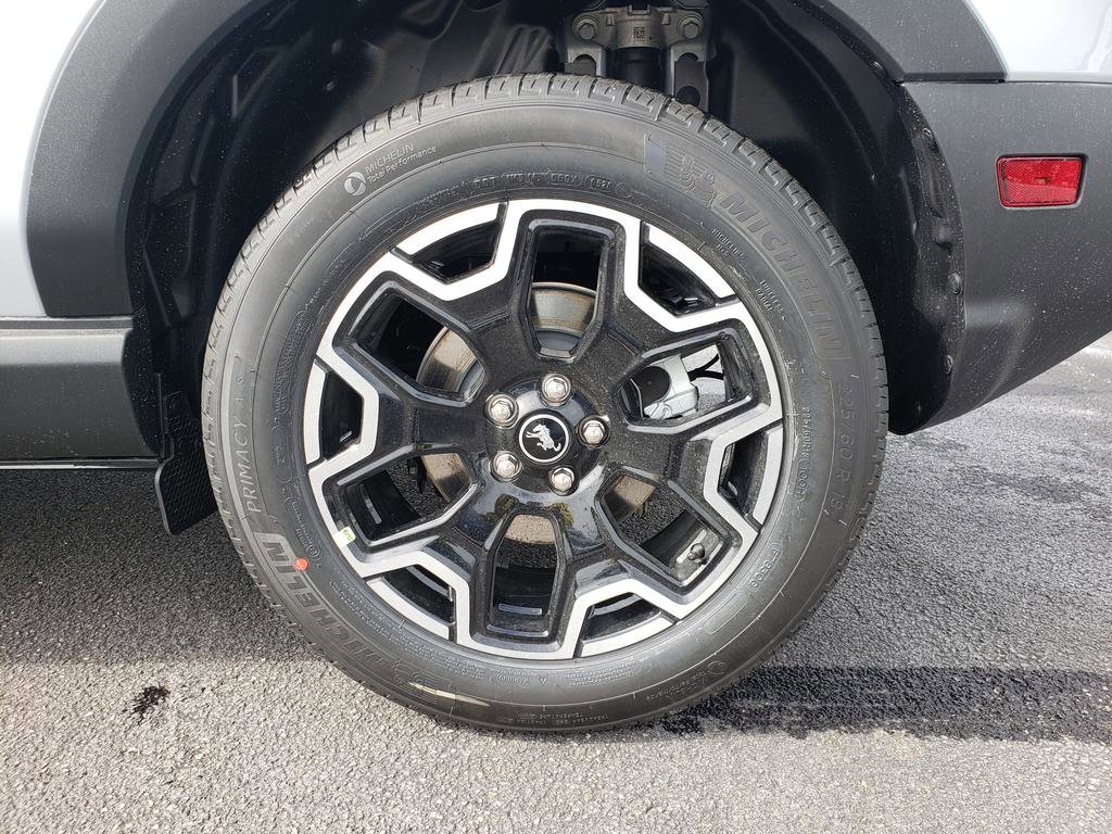 New 2026 Ford Bronco Sport Outer Banks image 12