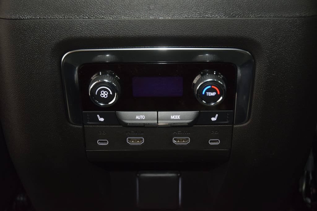 New 2026 Chevrolet Suburban Premier AWD/4WD image 45