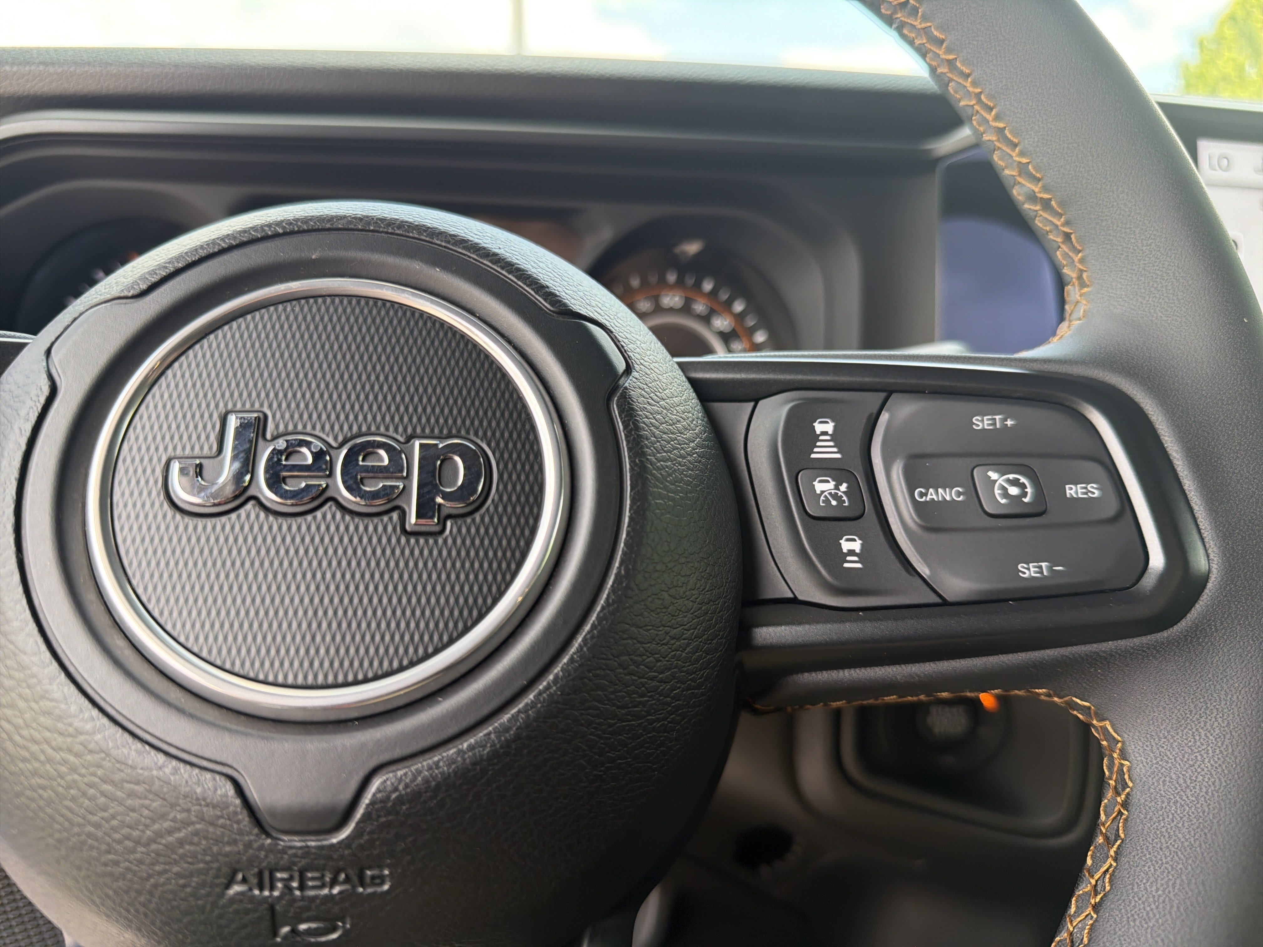 Used 2024 Jeep Wrangler Unlimited Sport AWD/4WD image 11