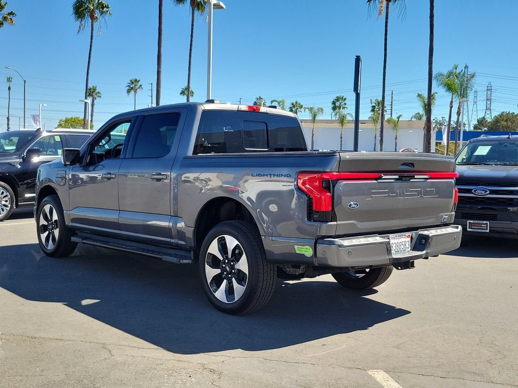 Used 2023 Ford F150 Lightning Platinum AWD/4WD image 3