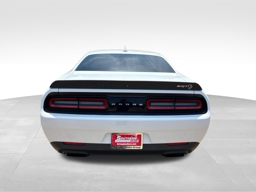 Used 2019 Dodge Challenger SRT Hellcat RWD image 4