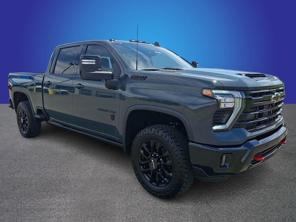 Used 2025 Chevrolet Silverado 2500 LTZ w/ LTZ Plus Package AWD/4WD image 3