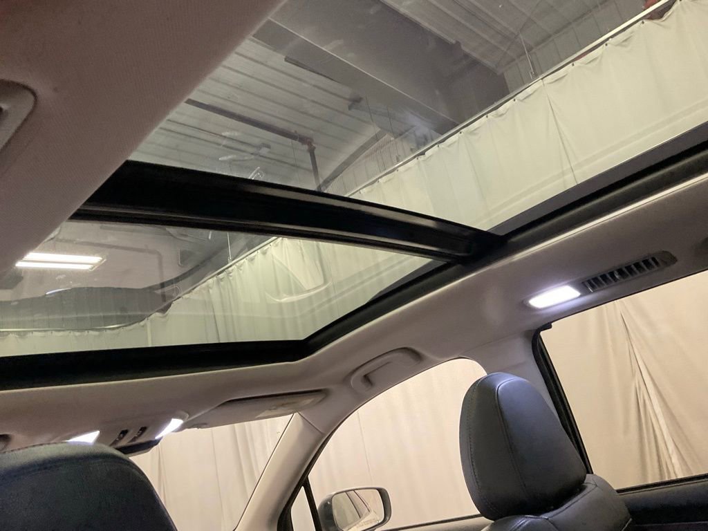 Used 2023 Subaru Ascent Touring image 13