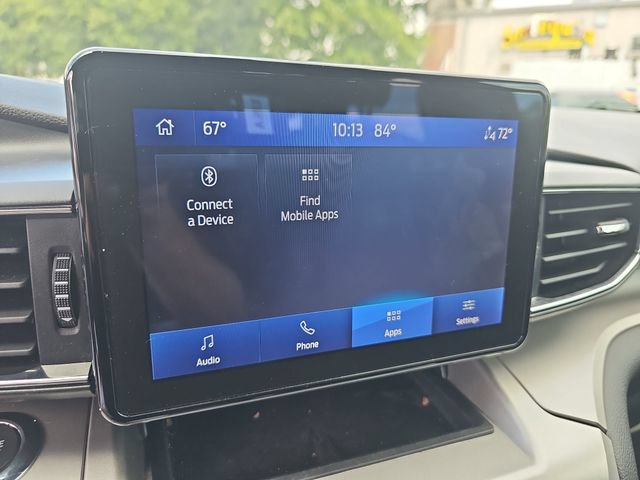 Used 2022 Ford Explorer XLT w/ Equipment Group 202A RWD image 19