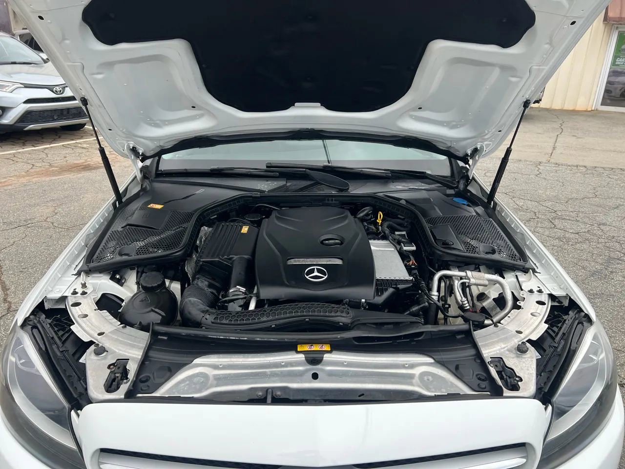 Used 2016 Mercedes-Benz C 300 4MATIC Sedan image 38