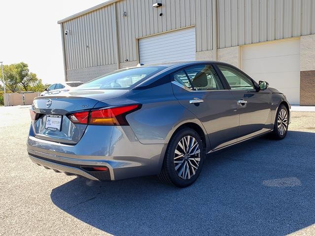 Used 2023 Nissan Altima 2.5 SV image 5