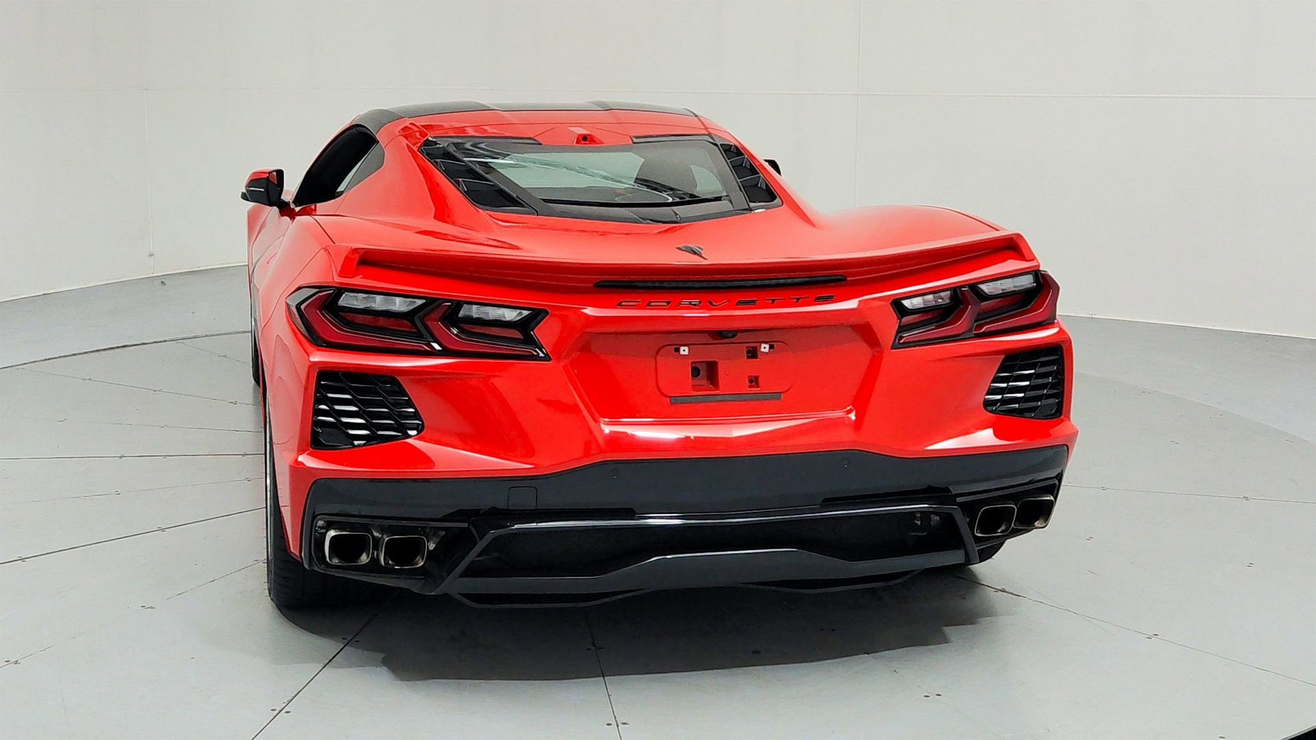Used 2022 Chevrolet Corvette Stingray Preferred Cpe w/ Body-Color Dual Roof Package RWD image 4