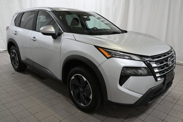 Used 2024 Nissan Rogue SV image 14