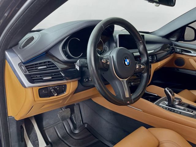 Used 2019 BMW X6 xDrive35i w/ M Sport Package AWD/4WD image 10