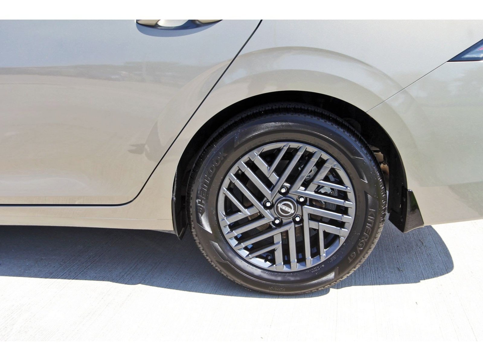 Certified 2026 Nissan Sentra SV w/ Floor Mat Package FWD image 31
