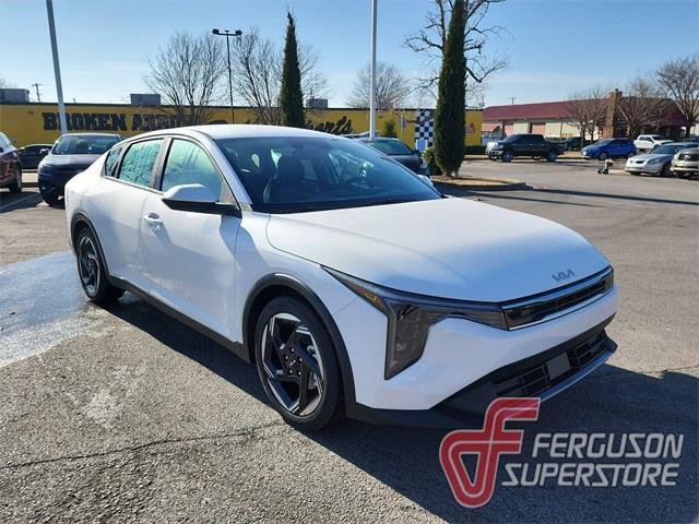 New 2026 Kia K4 EX