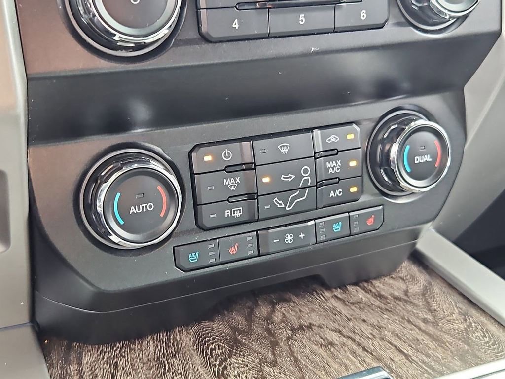 Certified 2019 Ford F350 Lariat w/ Lariat Ultimate Package image 21