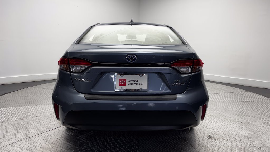 Certified 2024 Toyota Corolla LE AWD/4WD image 38