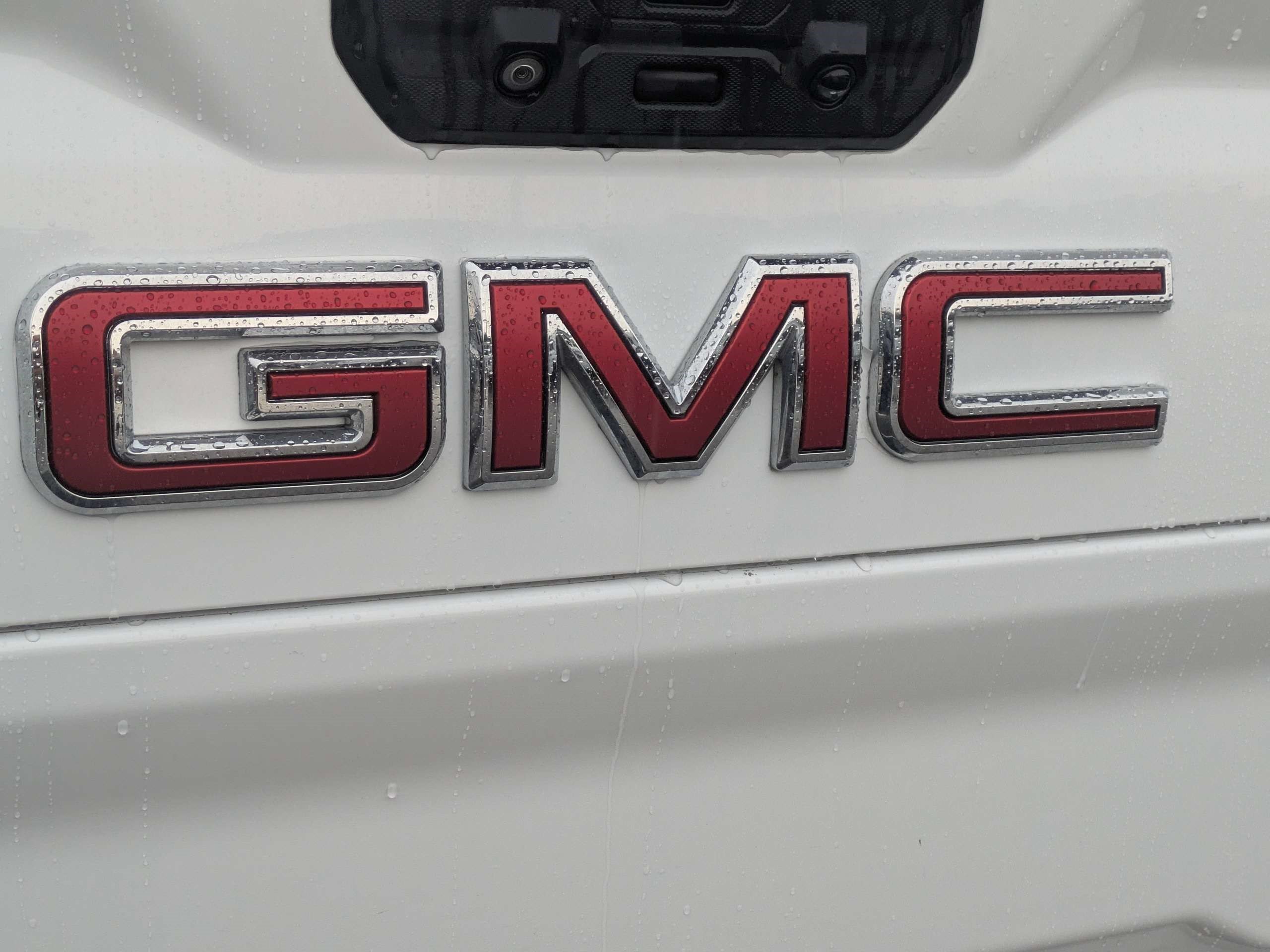 Used 2022 GMC Sierra 2500 AT4 w/ AT4 Premium Plus Package AWD/4WD image 14
