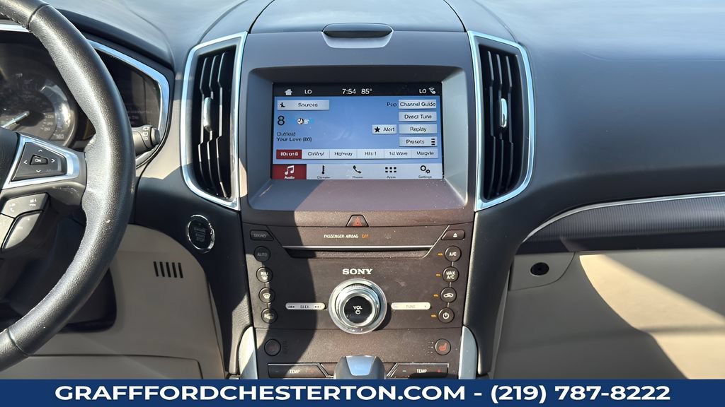 Used 2017 Ford Edge Titanium FWD image 18