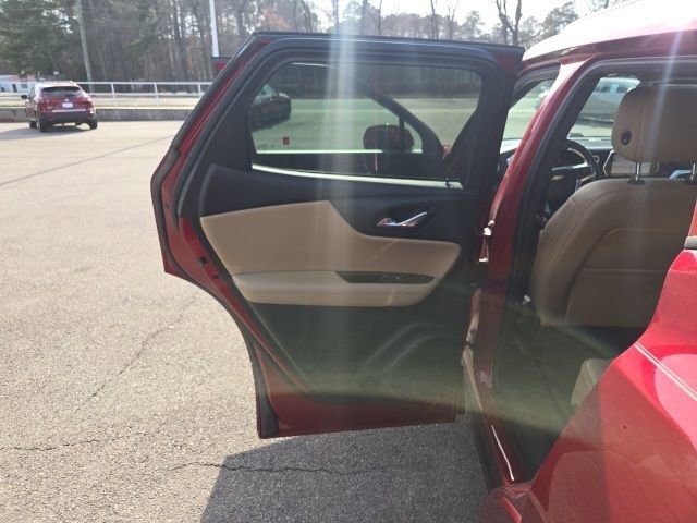 Used 2020 Chevrolet Blazer Premier image 28