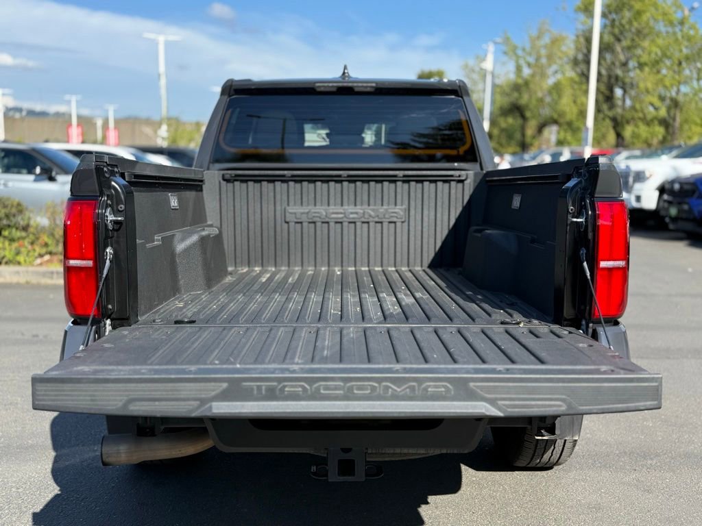Used 2024 Toyota Tacoma TRD Sport AWD/4WD image 11
